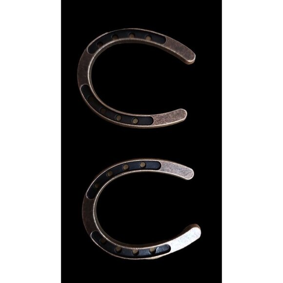 HORSESHOES SET OF 2- Western wedding party favor, Cowboy Wedding Decor, Crafts, - Picture 3 of 5